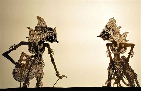 Wayang Kulit: An Indonesian Shadow Play that Embraces Ancient Legends!